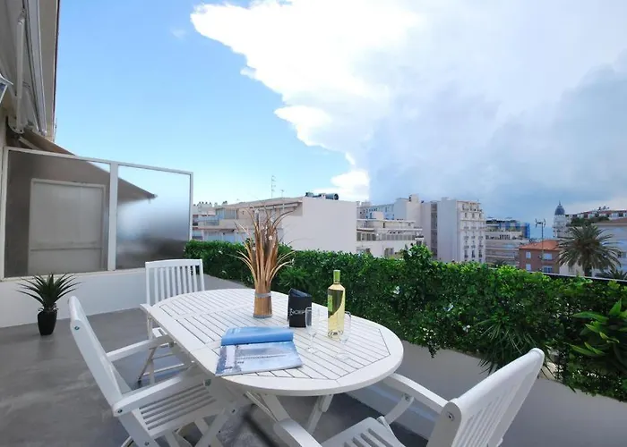 2p Terrasse Croisette 100 Meters *